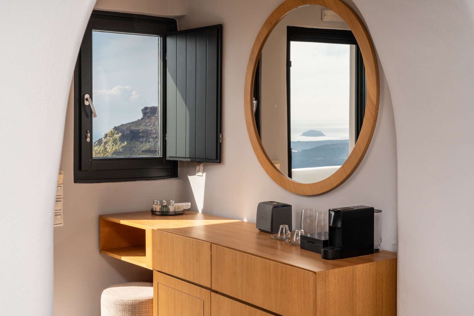 Photo - Sun Rocks Boutique Hotel