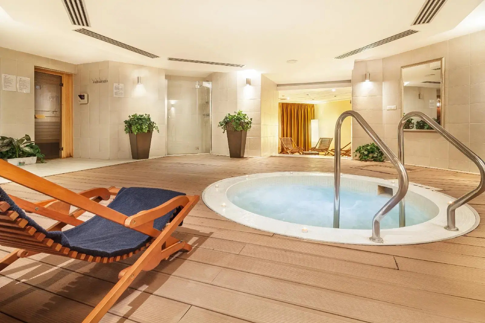 Photo - Continental Forum Sibiu