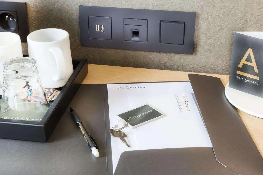 Photo - Hotel Acanthe - Boulogne Billancourt