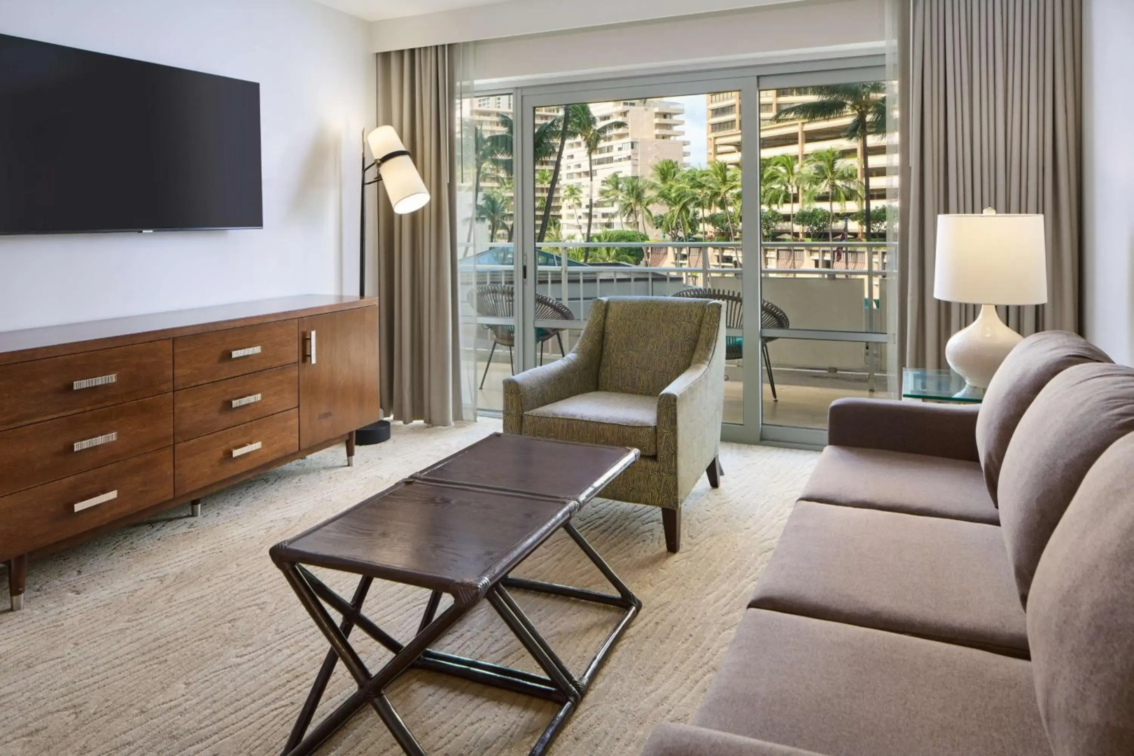 Photo - Ilikai Hotel & Luxury Suites