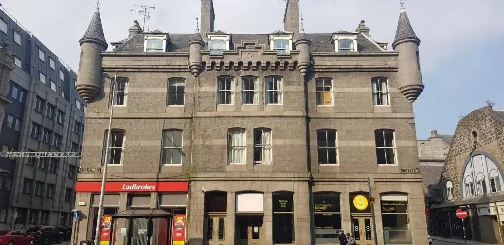 Photo - Aberdeen House