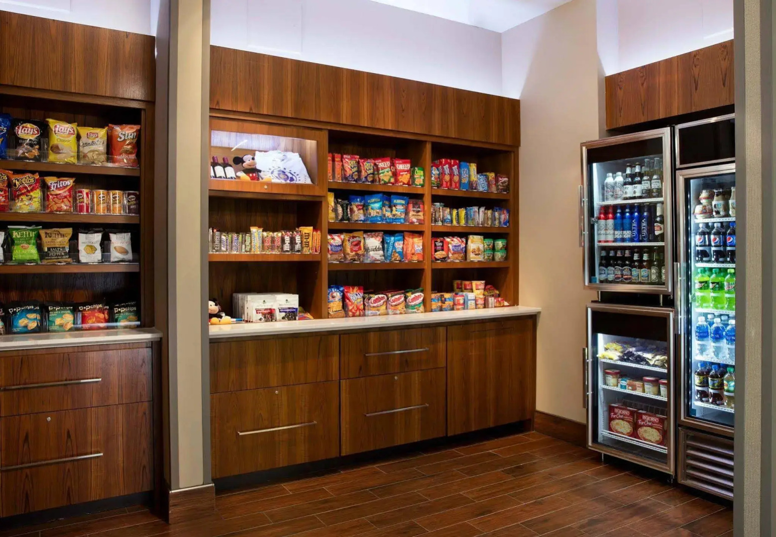 Photo - SpringHill Suites by Marriott Orlando at FLAMINGO CROSSINGS Town Center-Western Entrance