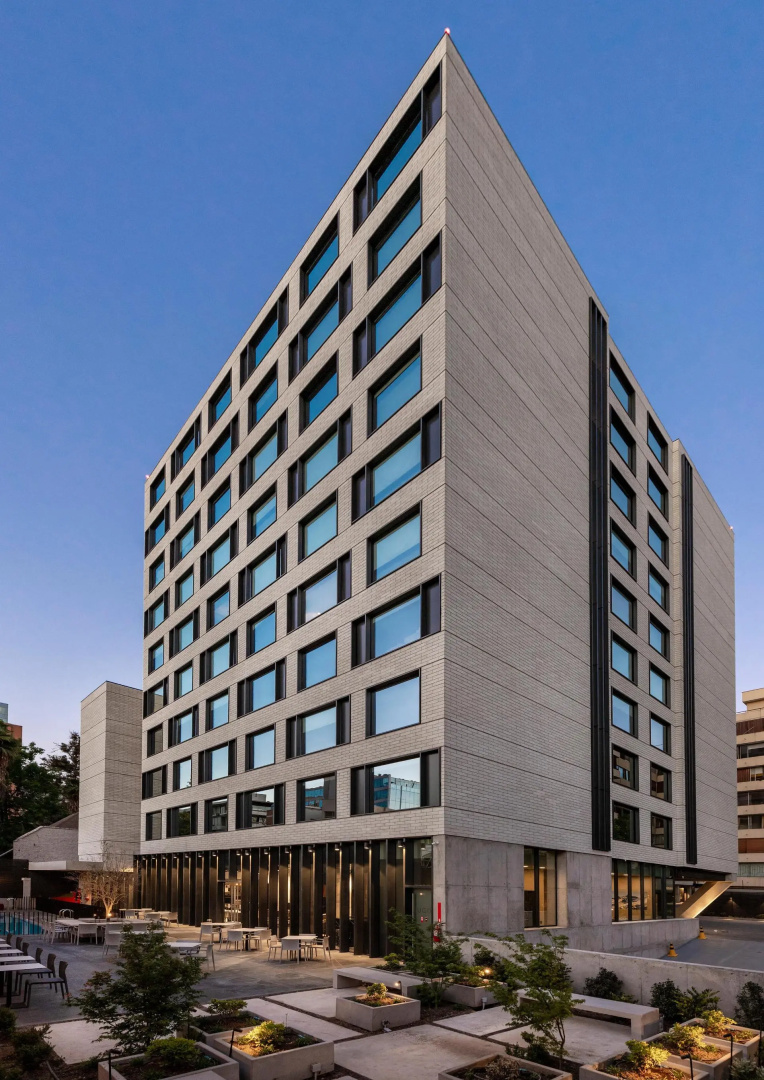 Photo - Ola Santiago Providencia, Tapestry Collection by Hilton