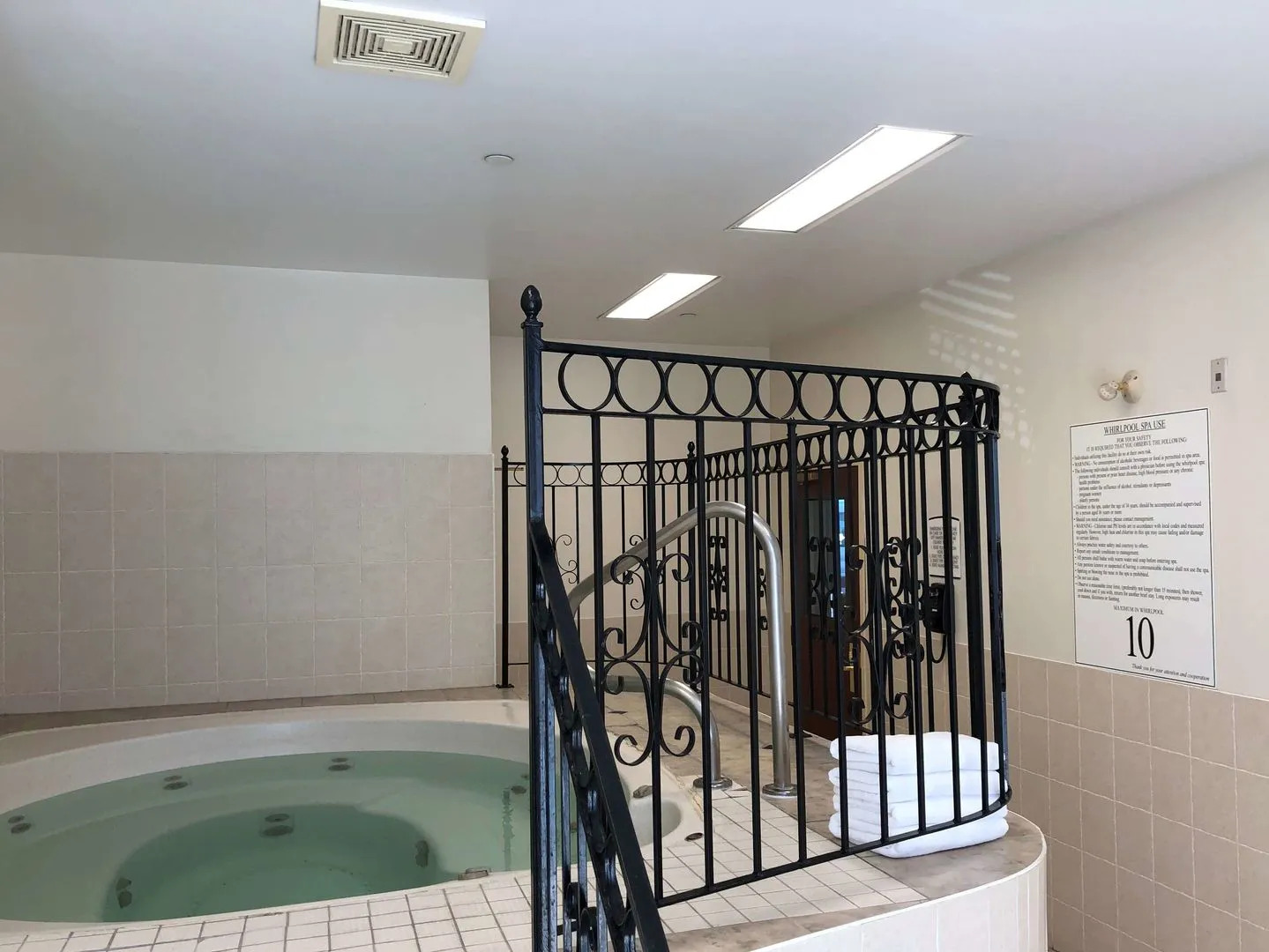 Photo - Best Western Plus Travel Hotel Toronto Airport