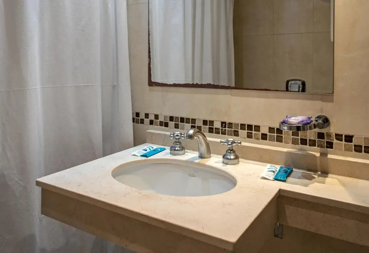 Photo - Hotel Riviera