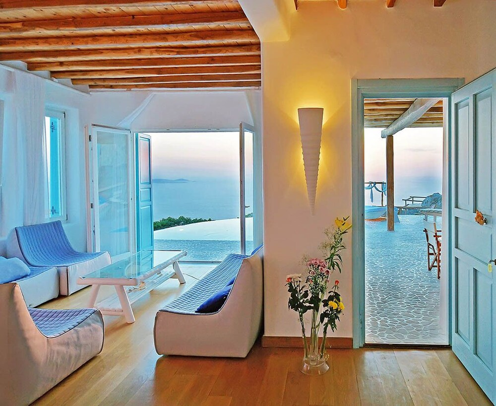 Photo - Zinas Villas