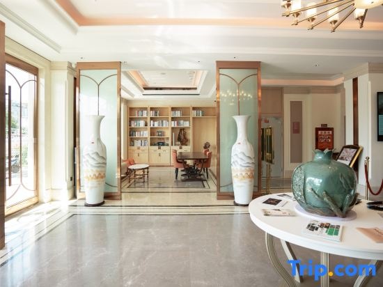 Vienna Hotel (Huili Ancient City Hotel)