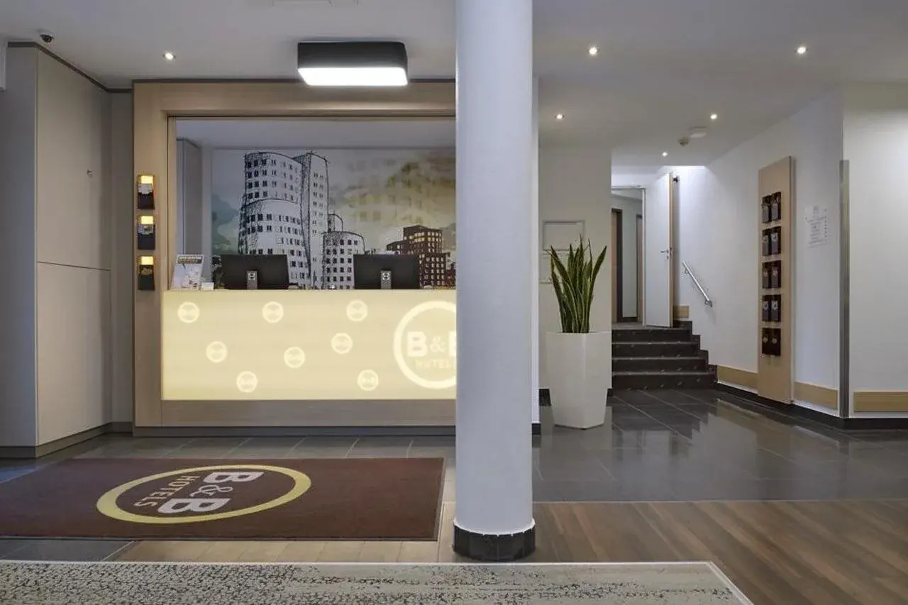 Foto - B&B Hotel Düsseldorf City-Süd