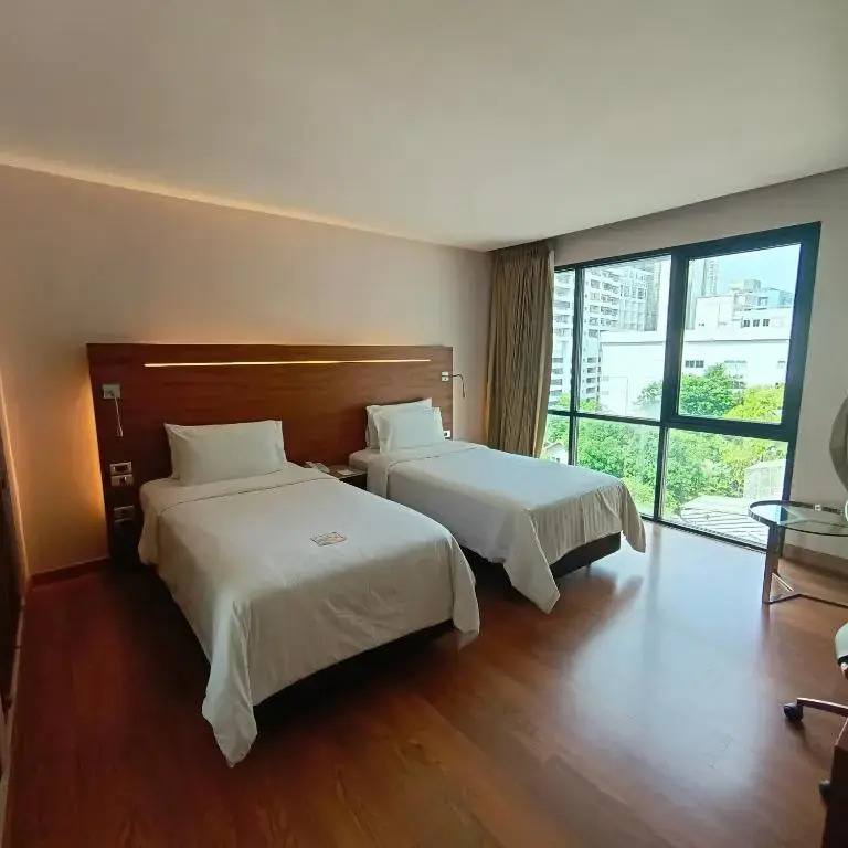 Photo - Sacha's Hotel Uno