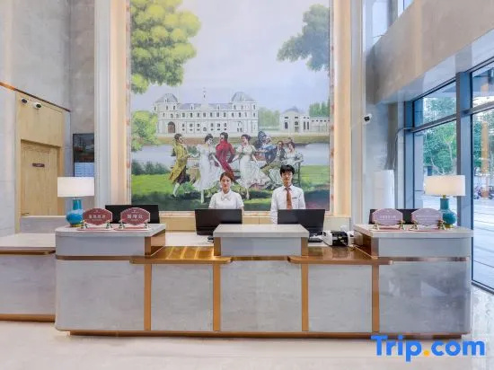 Vienna Hotel (Jinan Central Business District Branch)