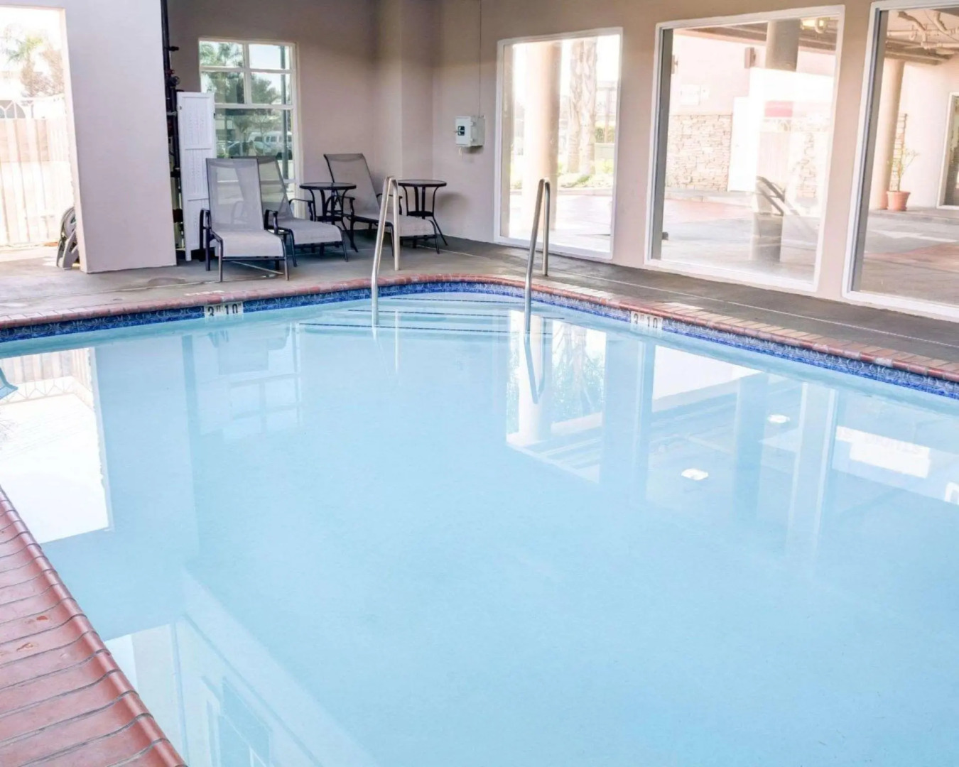 Foto - Comfort Inn & Suites Near Universal - N Hollywood - Burbank