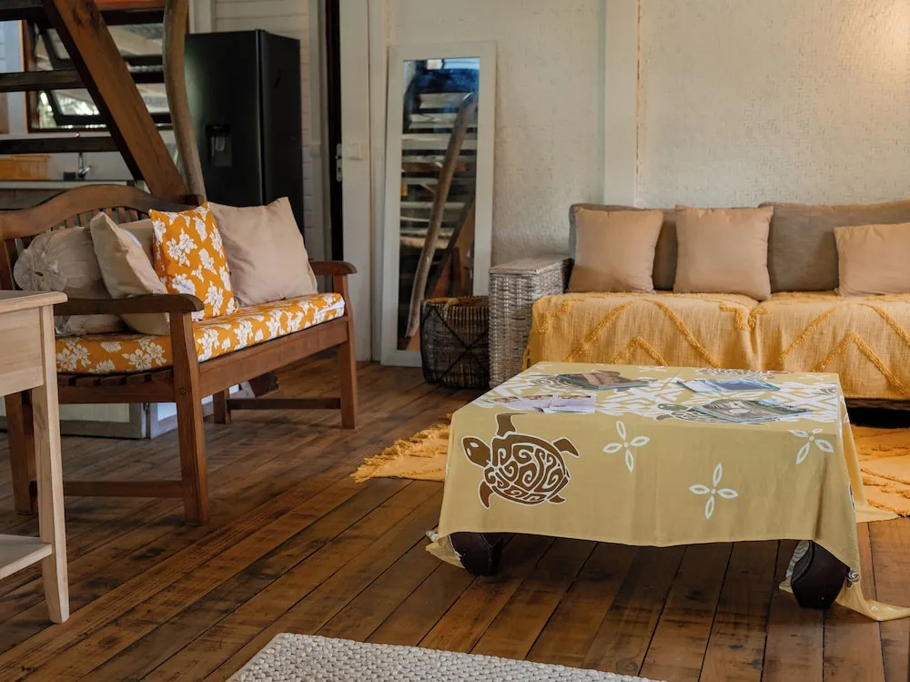 Great House By Manaeva Lodge