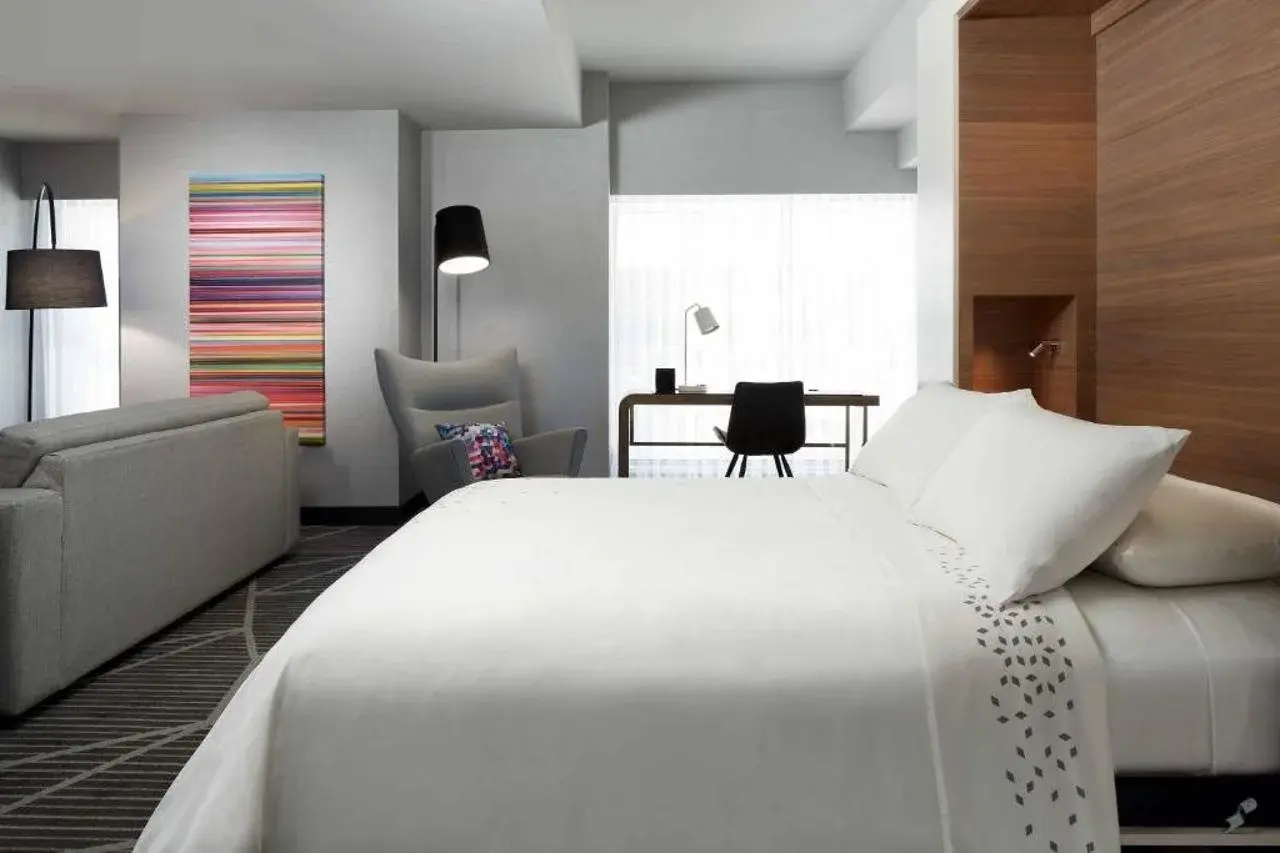 Foto - Renaissance Montreal Downtown Hotel