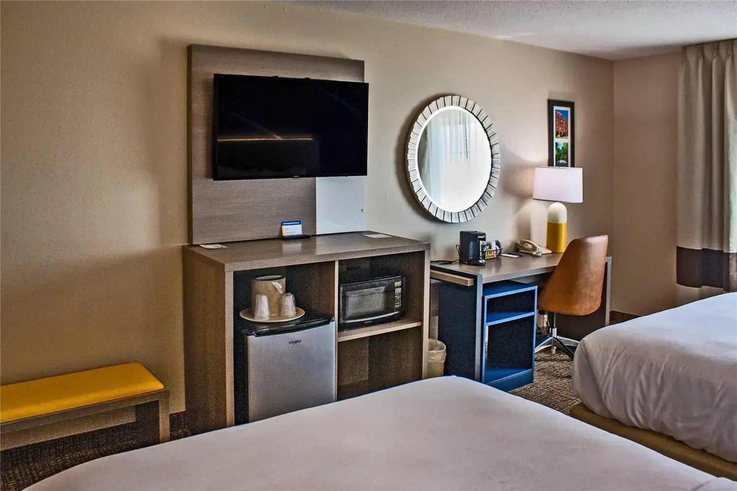 Photo - Comfort Inn & Suites Geneva- West Chicago