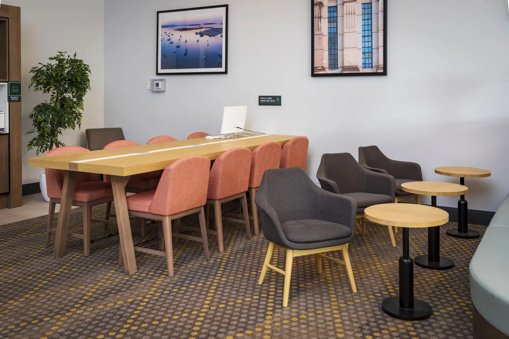 Foto - Holiday Inn Victoria Elk Lake by IHG