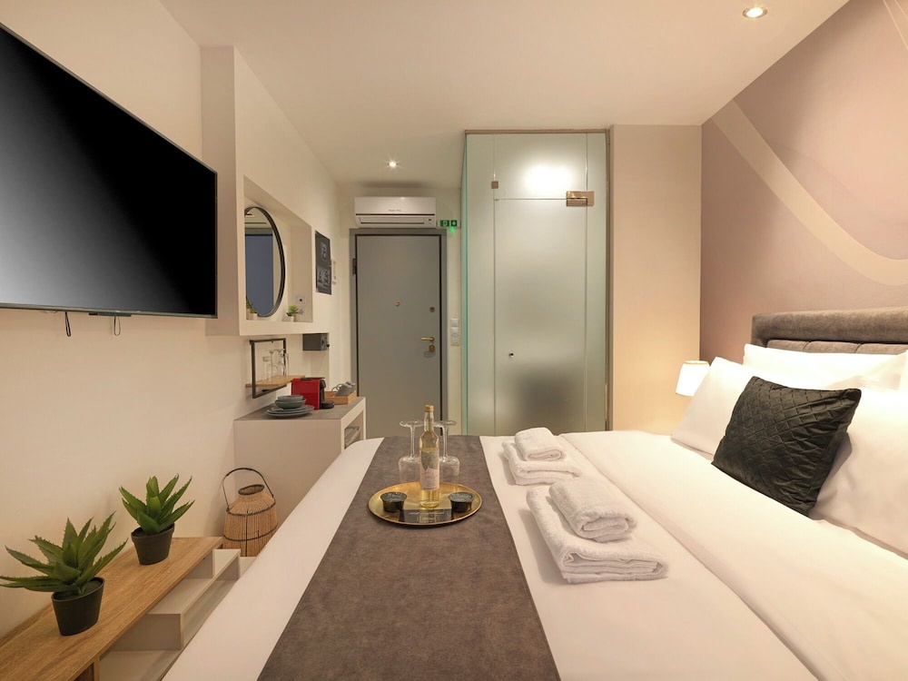 Photo - Athens Eleven Luxury Apartments