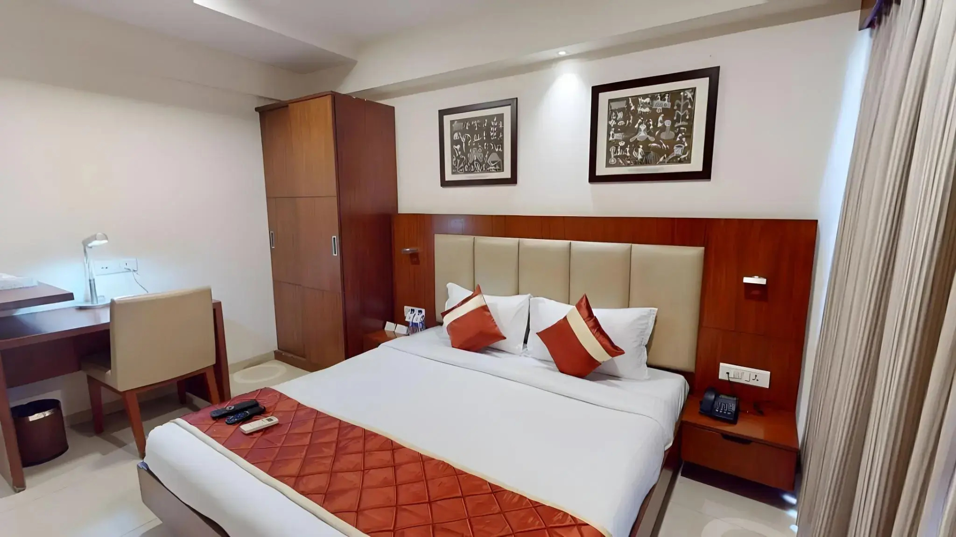Photo - The Altruist Business Hotel Andheri
