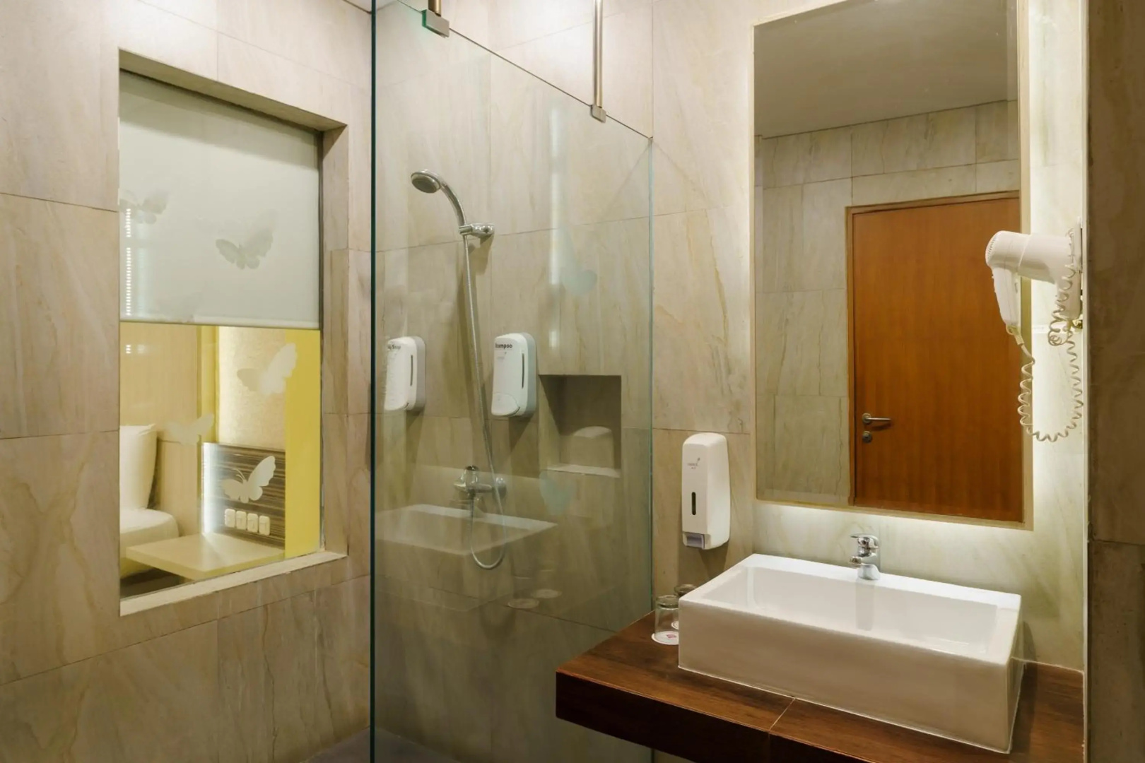 Foto - RedDoorz Plus near Ancol