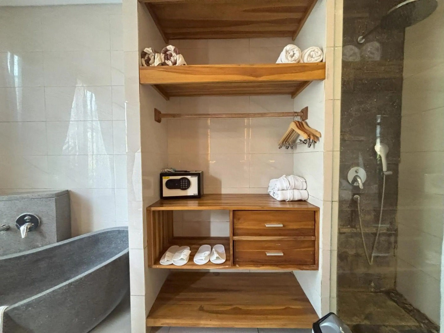 Photo - Samkhya Villas - Free 1x Floating Breakfast or Minibar