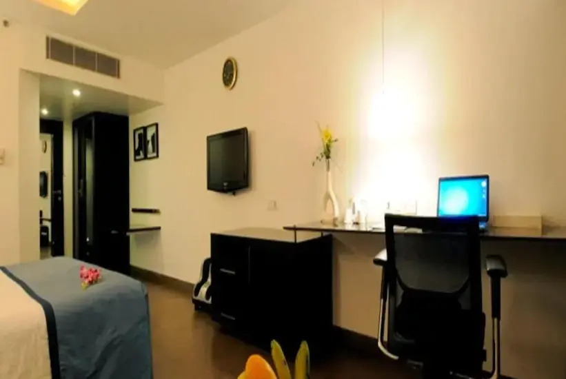 Photo - The Central Court