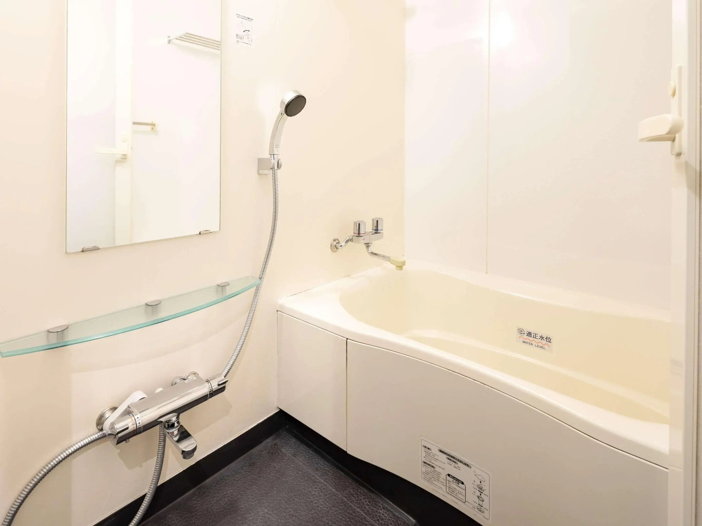 Foto - Comfort Inn Naha Tomari Port