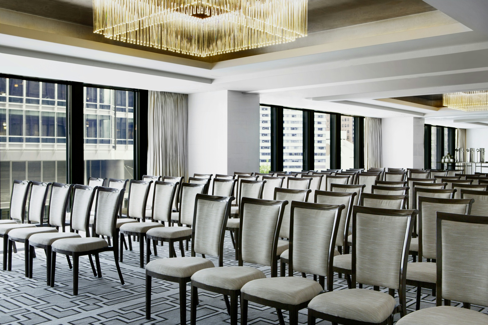 Photo - The Langham, Chicago