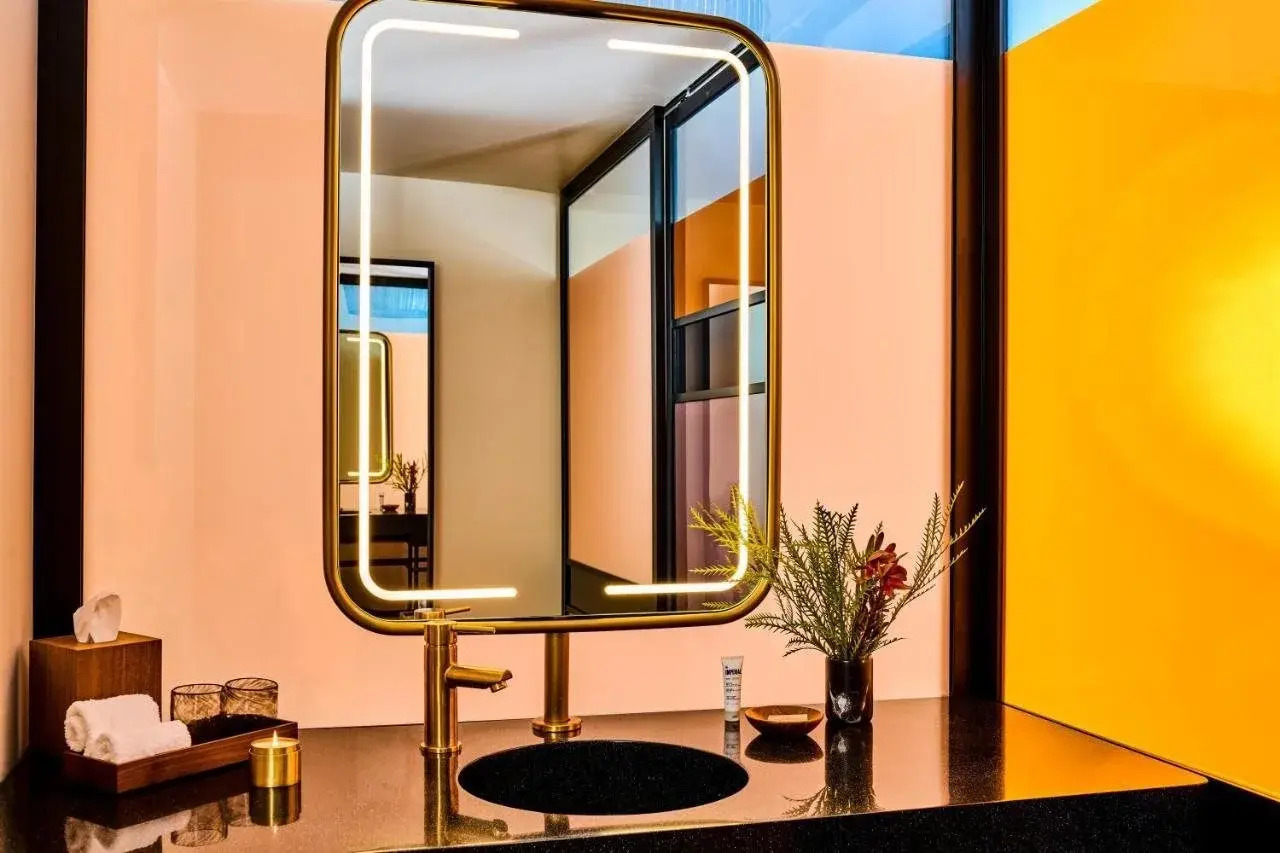Photo - HOLLYWOOD VOLUME, a Tribute Portfolio Hotel