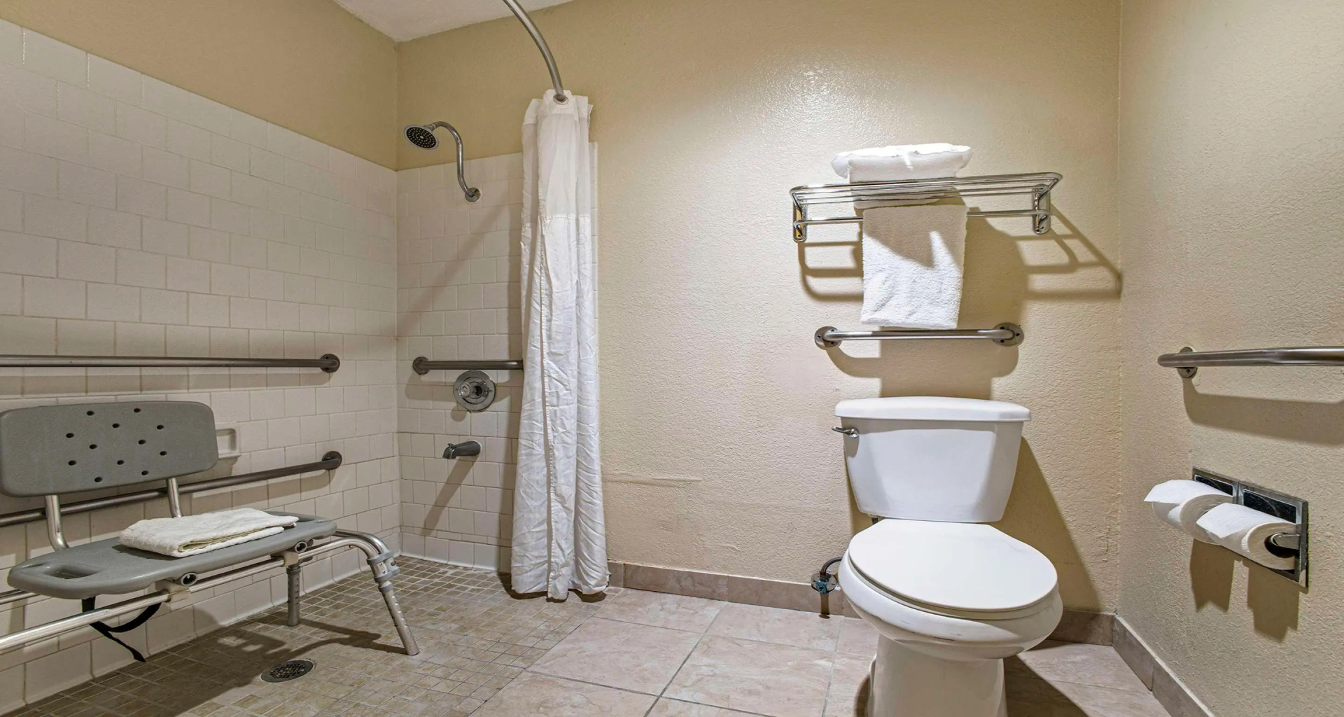 Foto - SureStay Plus Hotel by Best Western Sacramento North