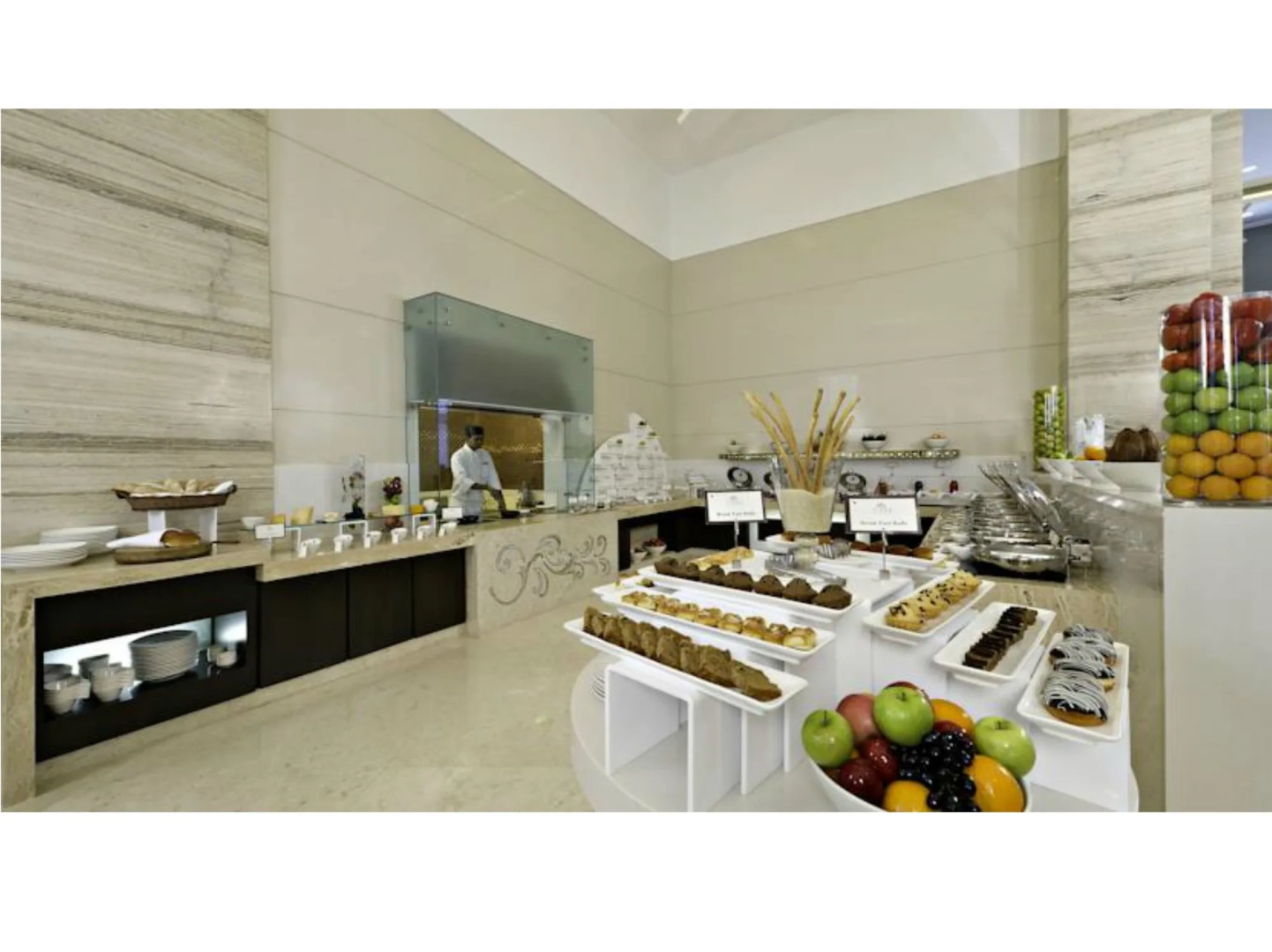 Photo - Meluha The Fern Mumbai, Powai, Series by Marriott