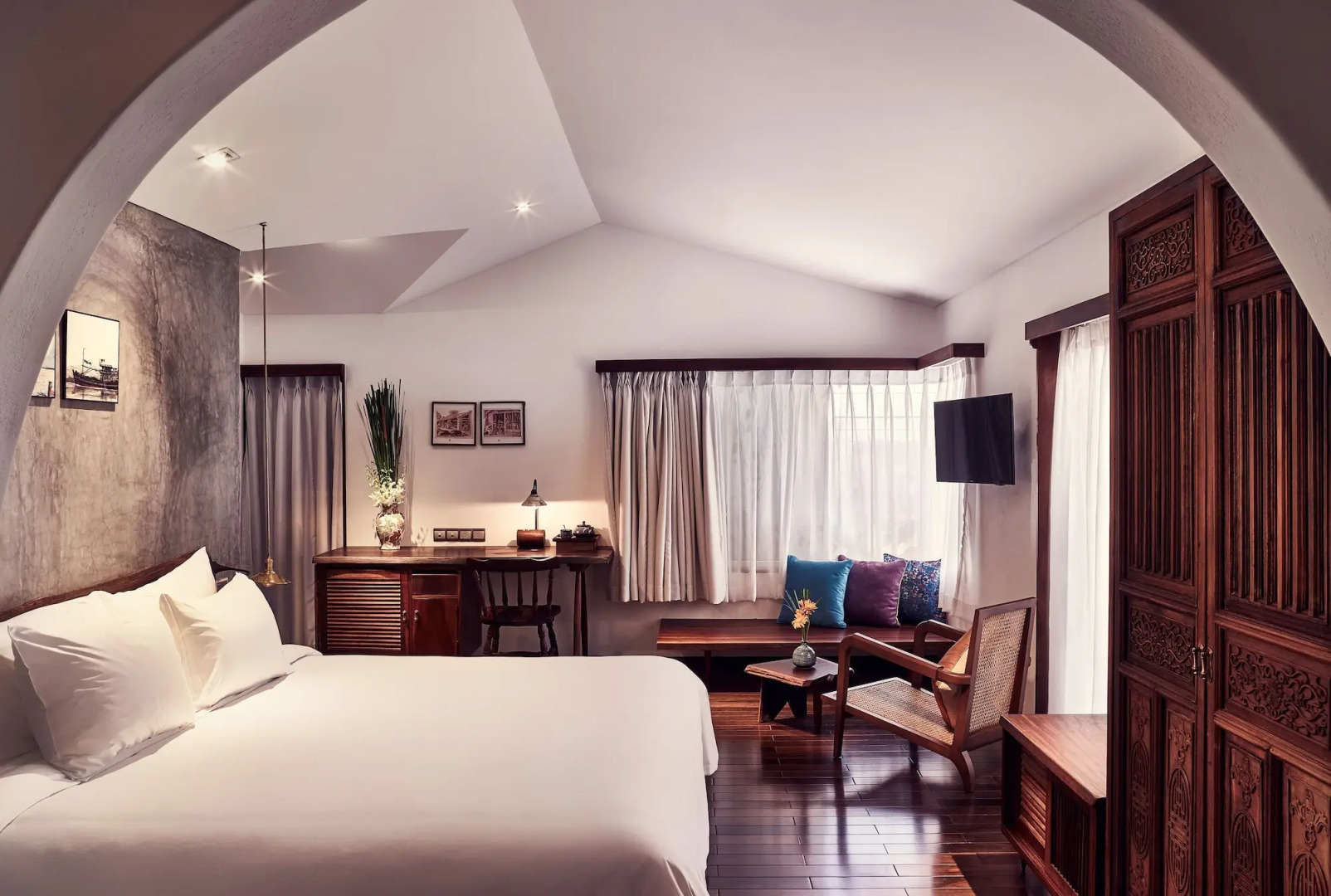 Photo - The Myst Dong Khoi