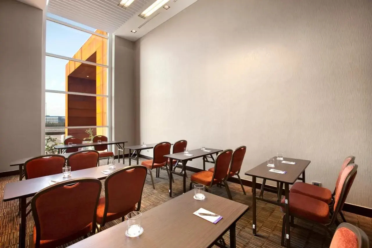 Photo - Hilton Garden Inn Santiago Airport