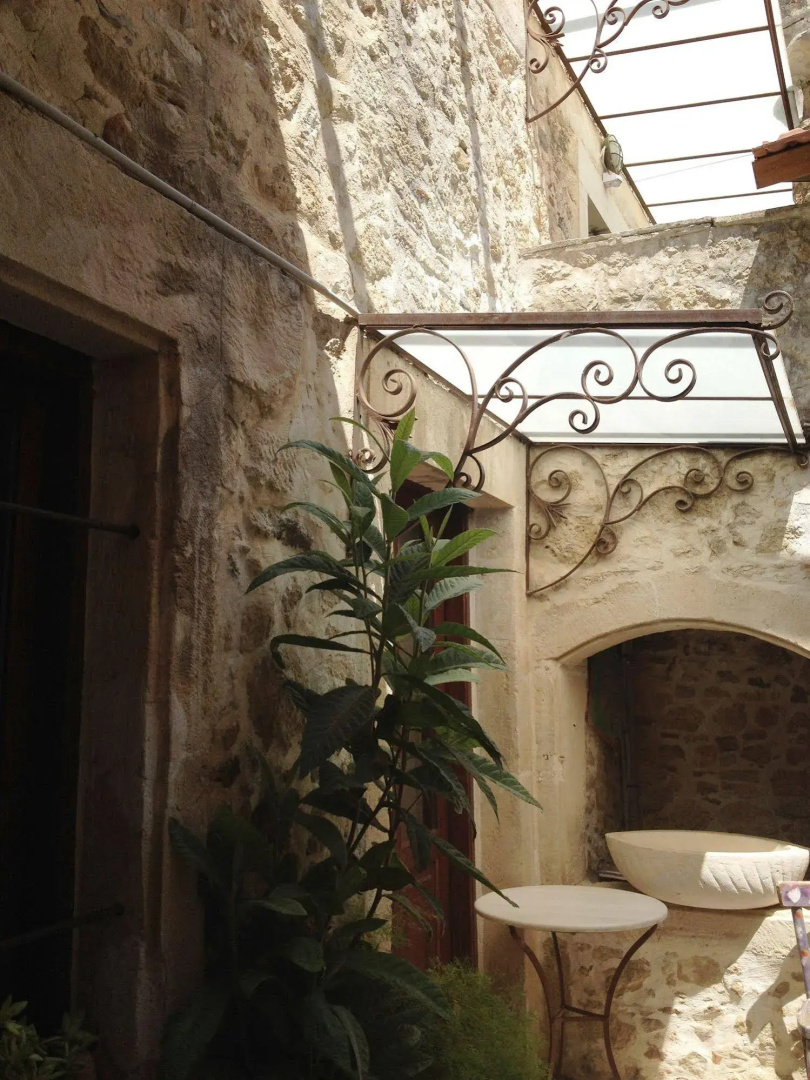 Photo - Traditional Cretan Houses,Agios Myronas