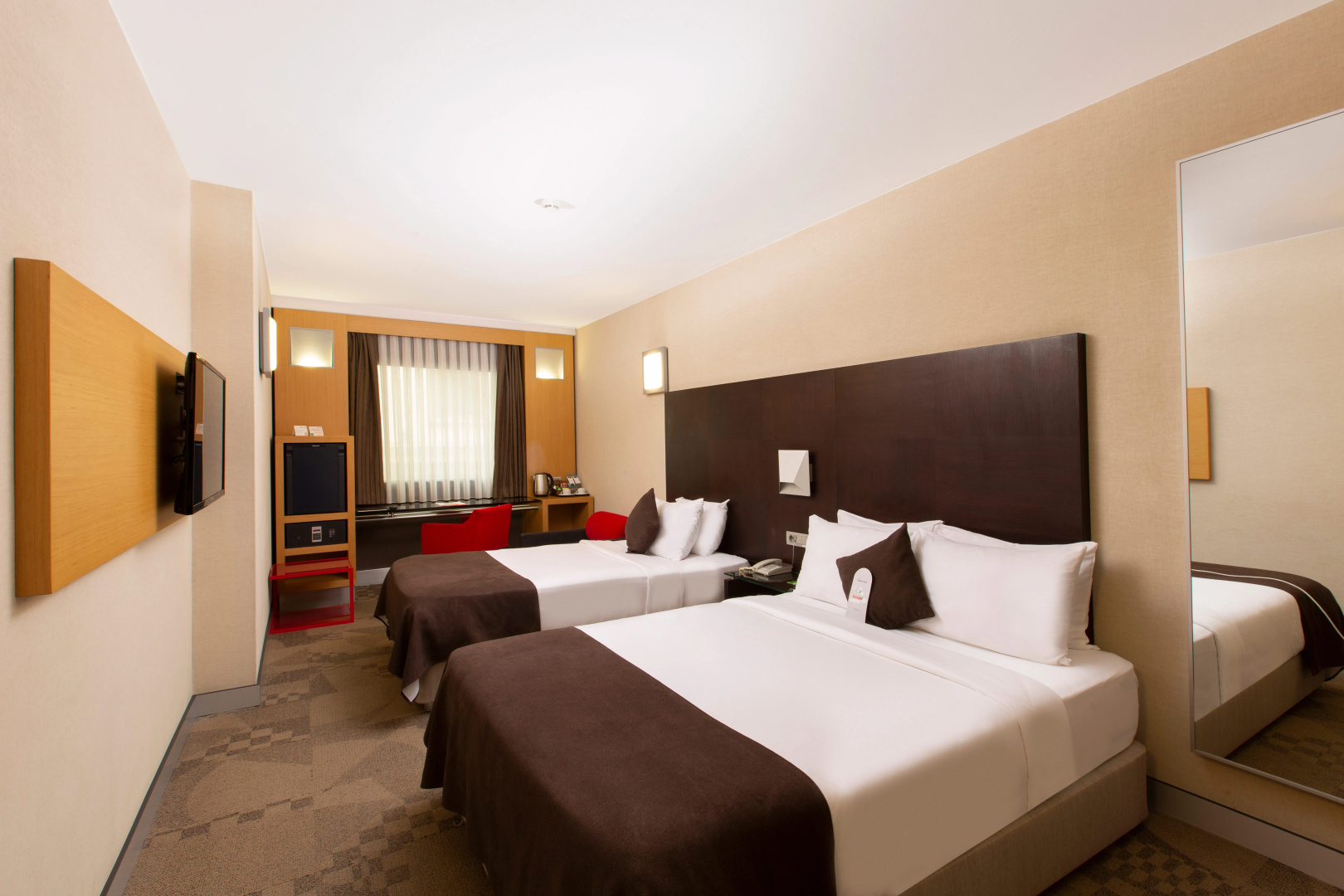 Photo - Nippon Hotel