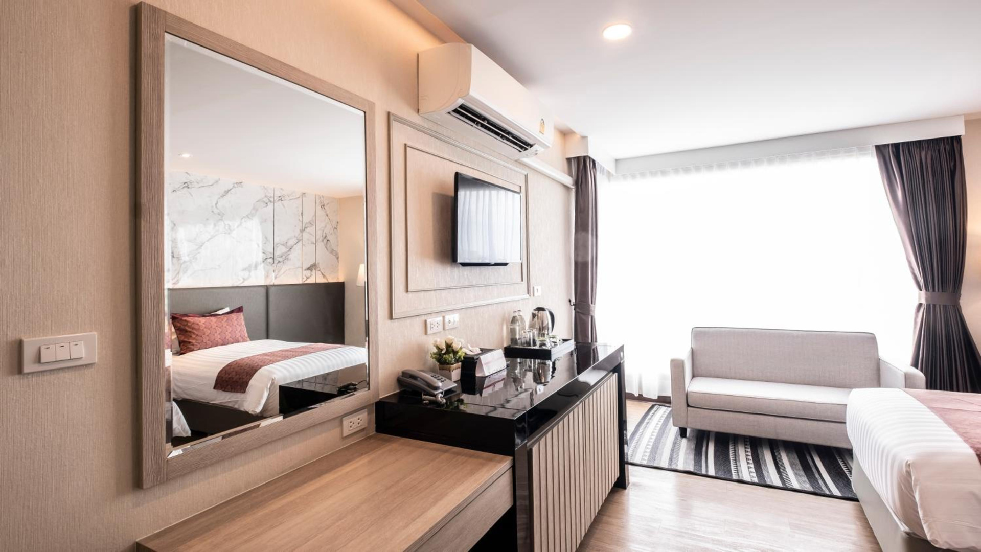 Foto - Sinsuvarn Airport Suite Hotel