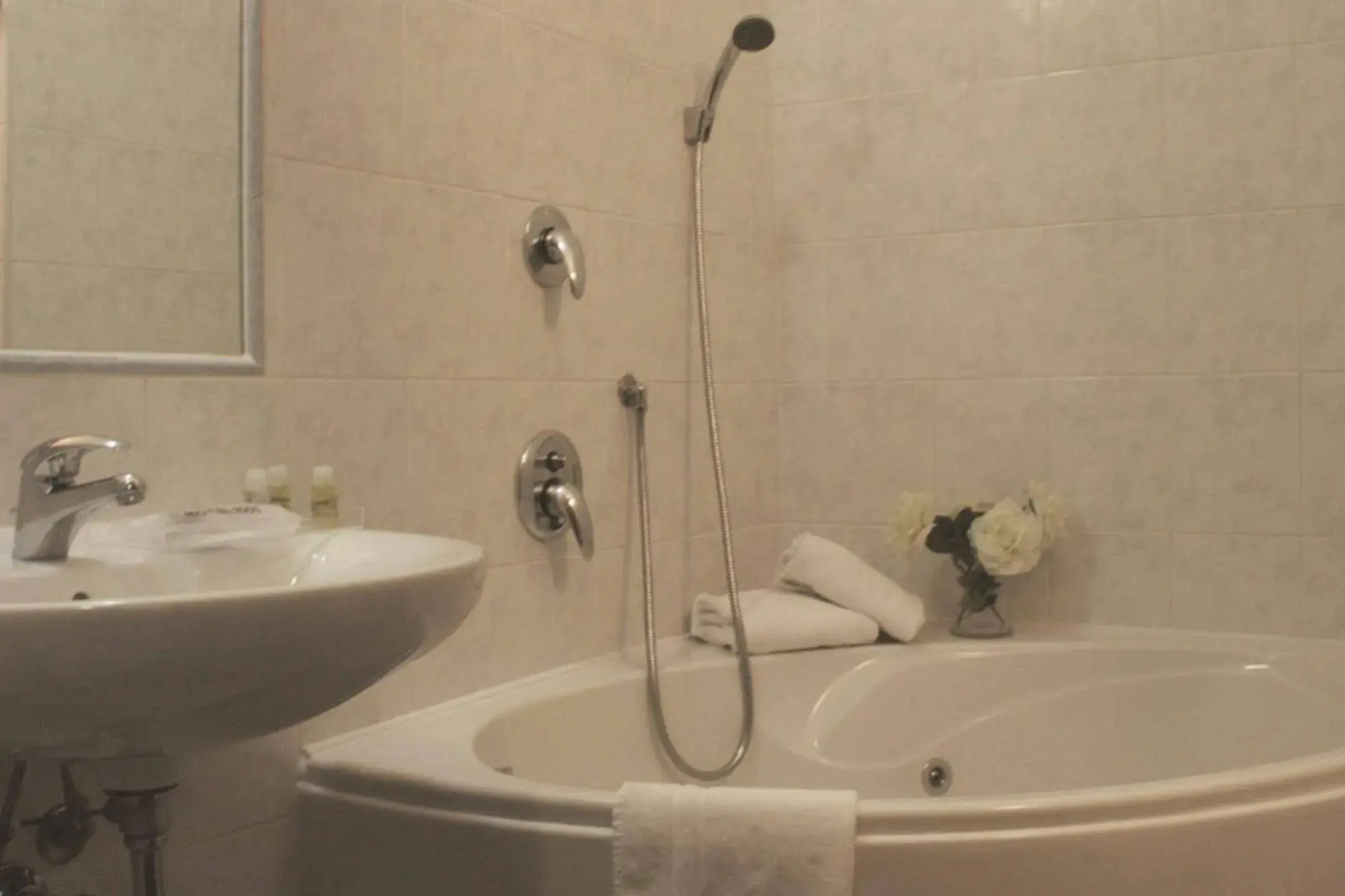 Foto - Hotel Motel 2000