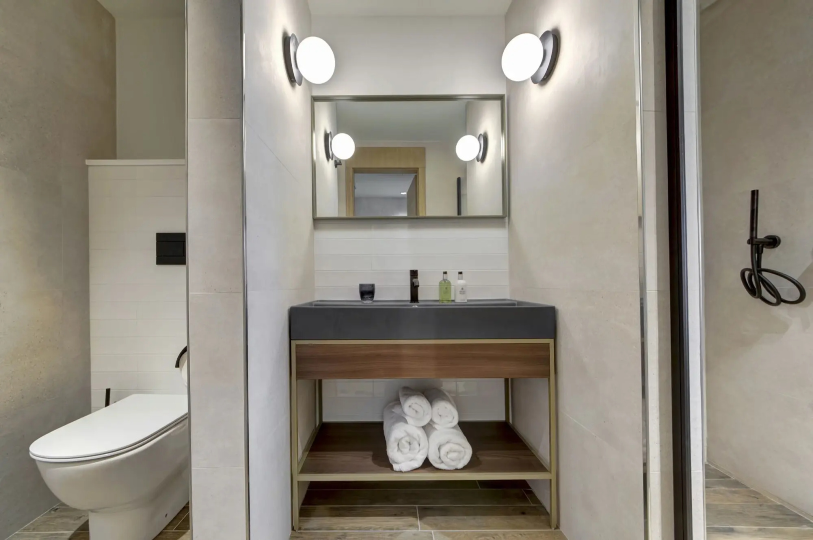 Foto - Land's End Boutique Hotel