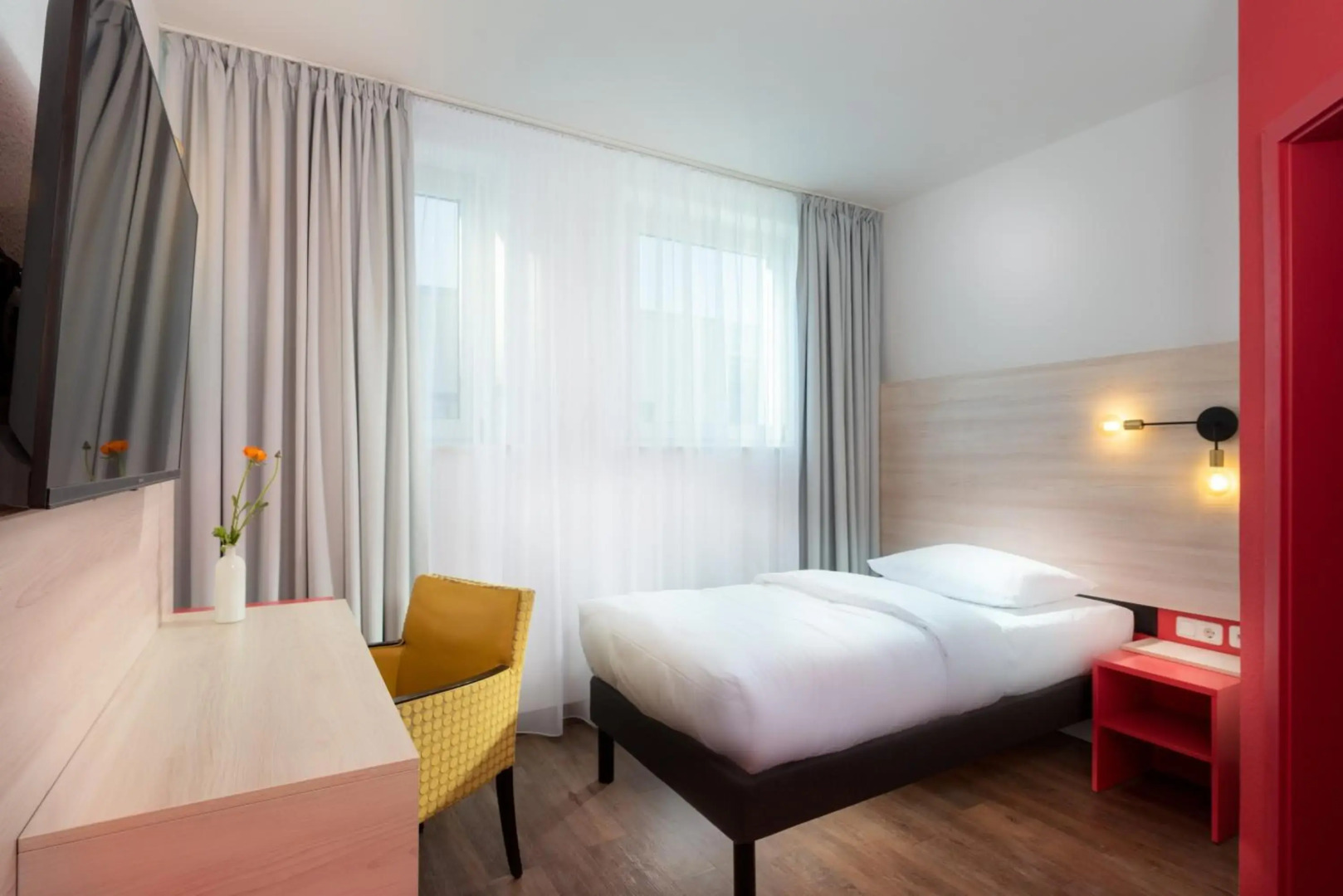 Photo - greet Berlin Alexanderplatz