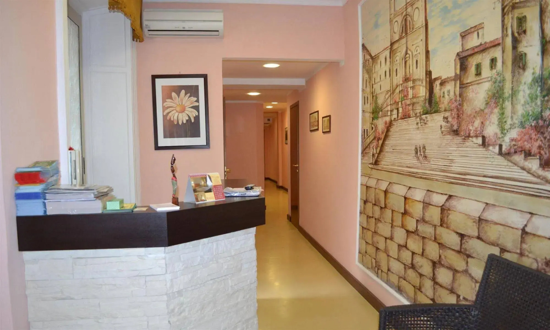 Photo - Hotel Everest