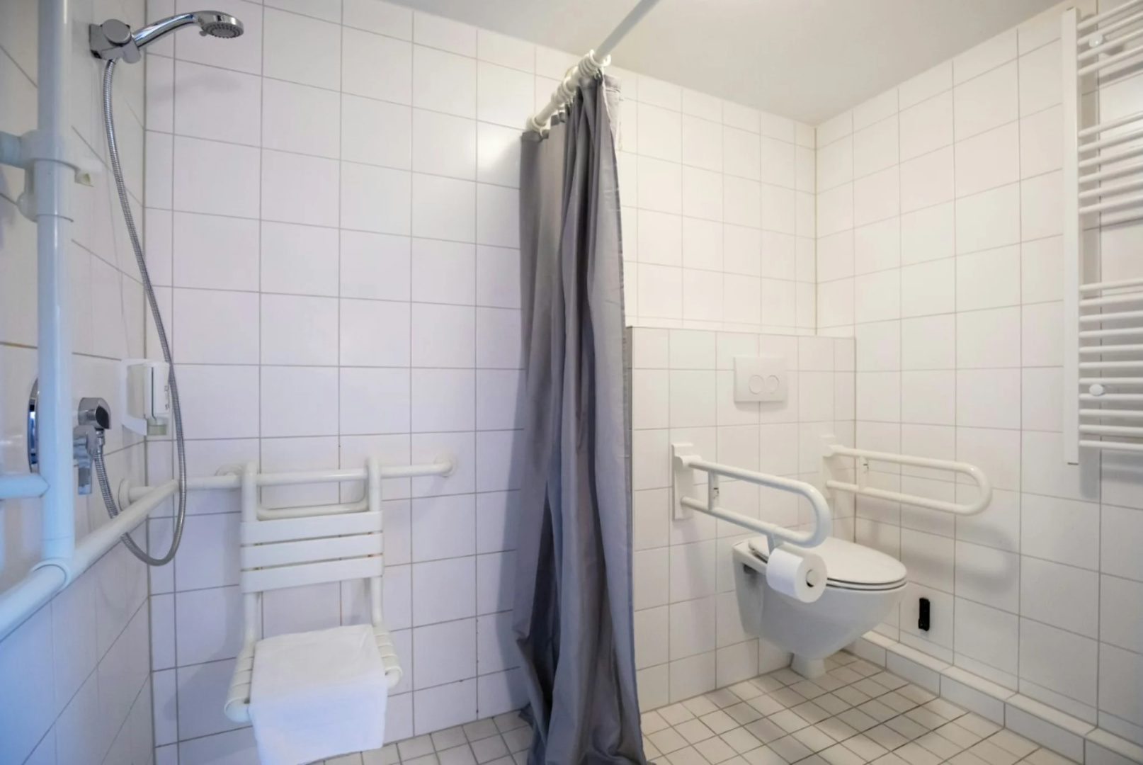 Foto - B&B HOTEL Würzburg-Ost