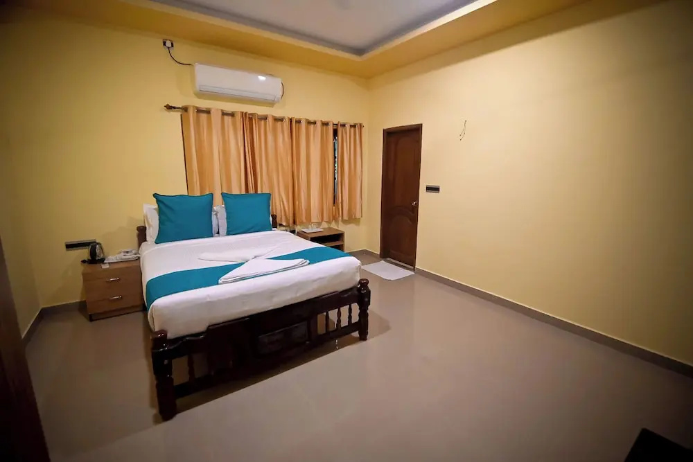 Benzy Palace Resort