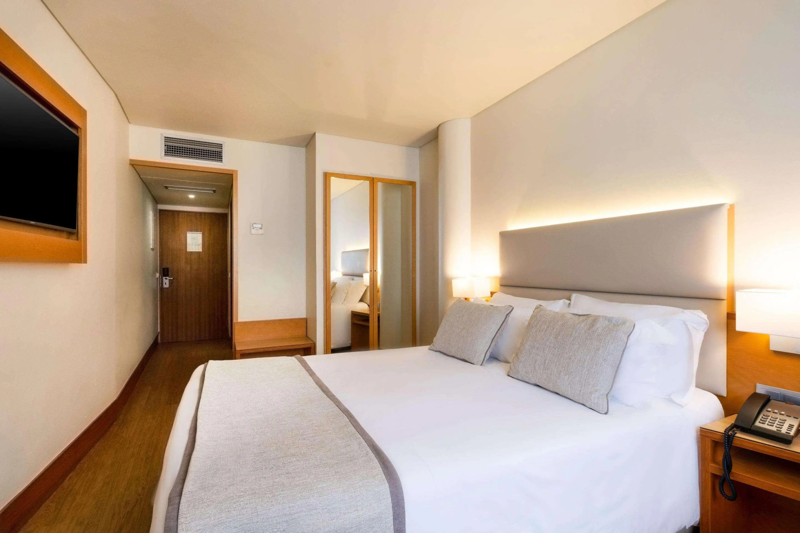 Photo - The Azoriani Boutique, an Ascend Collection Hotel