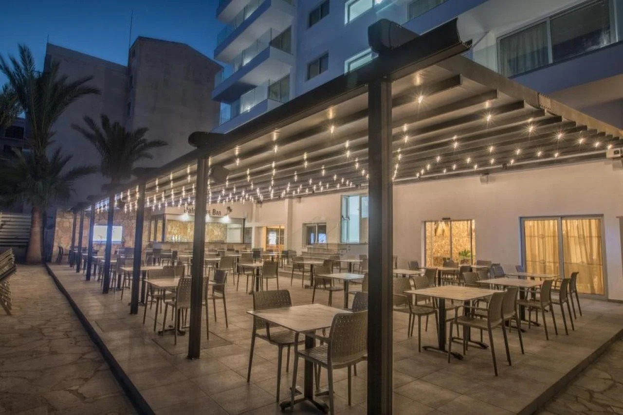 Photo - Bohemian Gardens Hotel