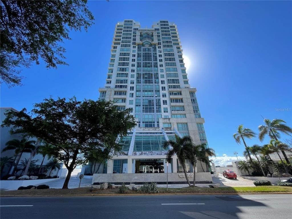 KASA Skyview Luxury Loft Style 15th floor Condo