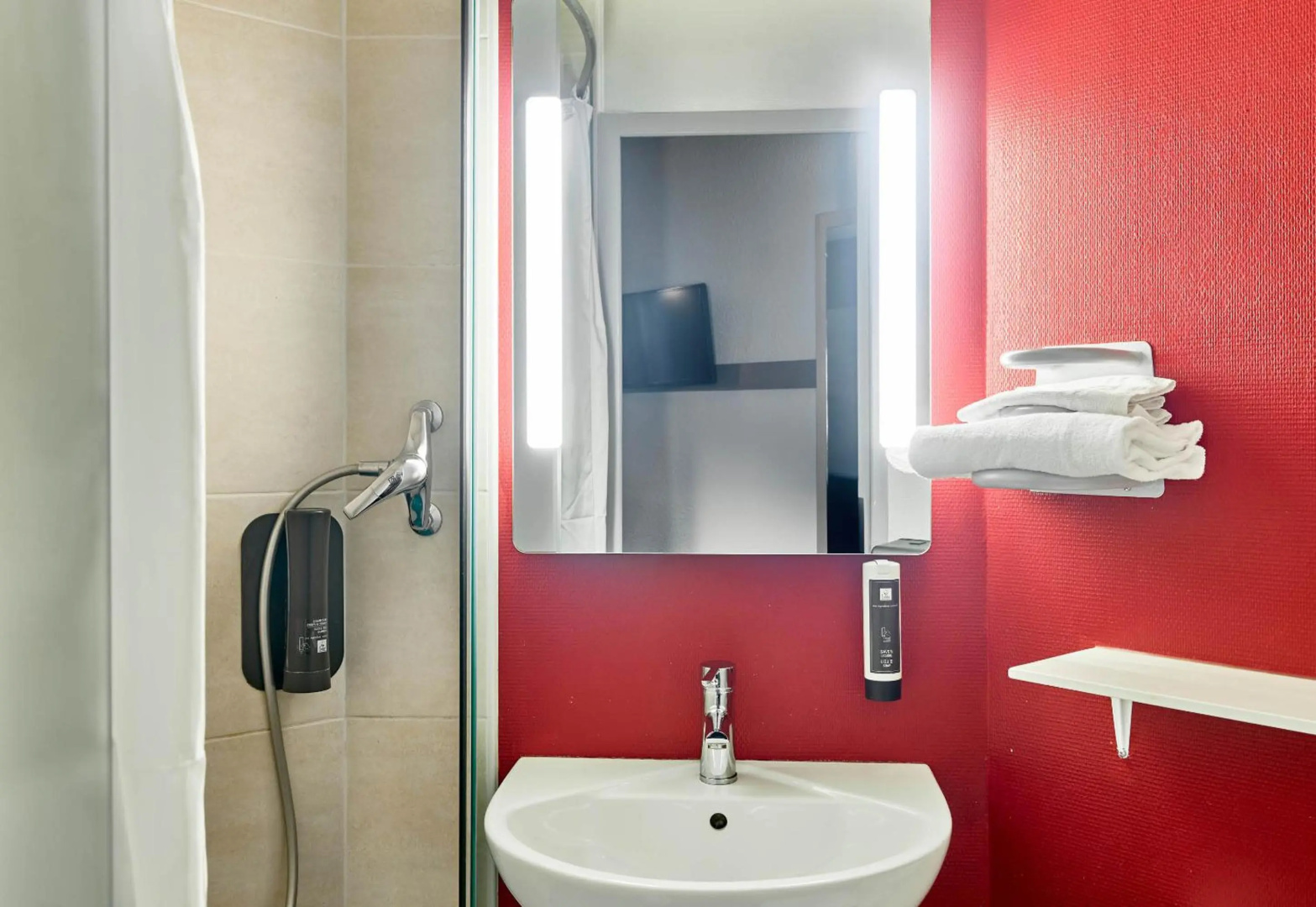 Foto - B&B HOTEL Saint-Michel-sur-Orge