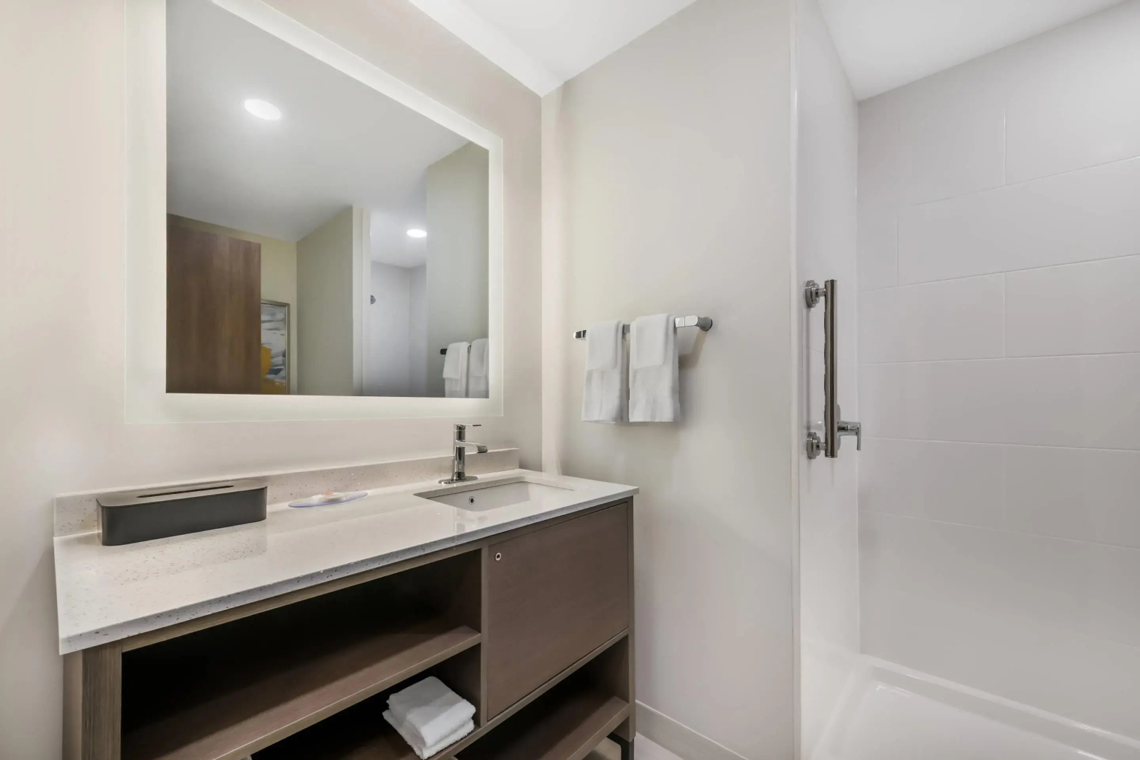 Foto - Comfort Inn & Suites Orlando Sanford Airport