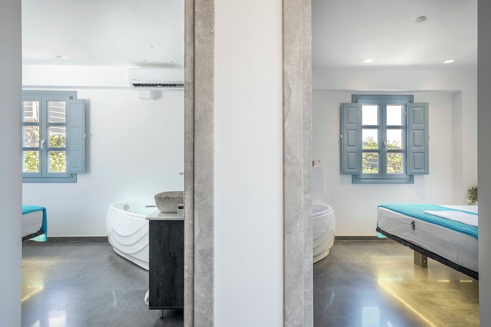 Foto - BlackStone Luxury Suites