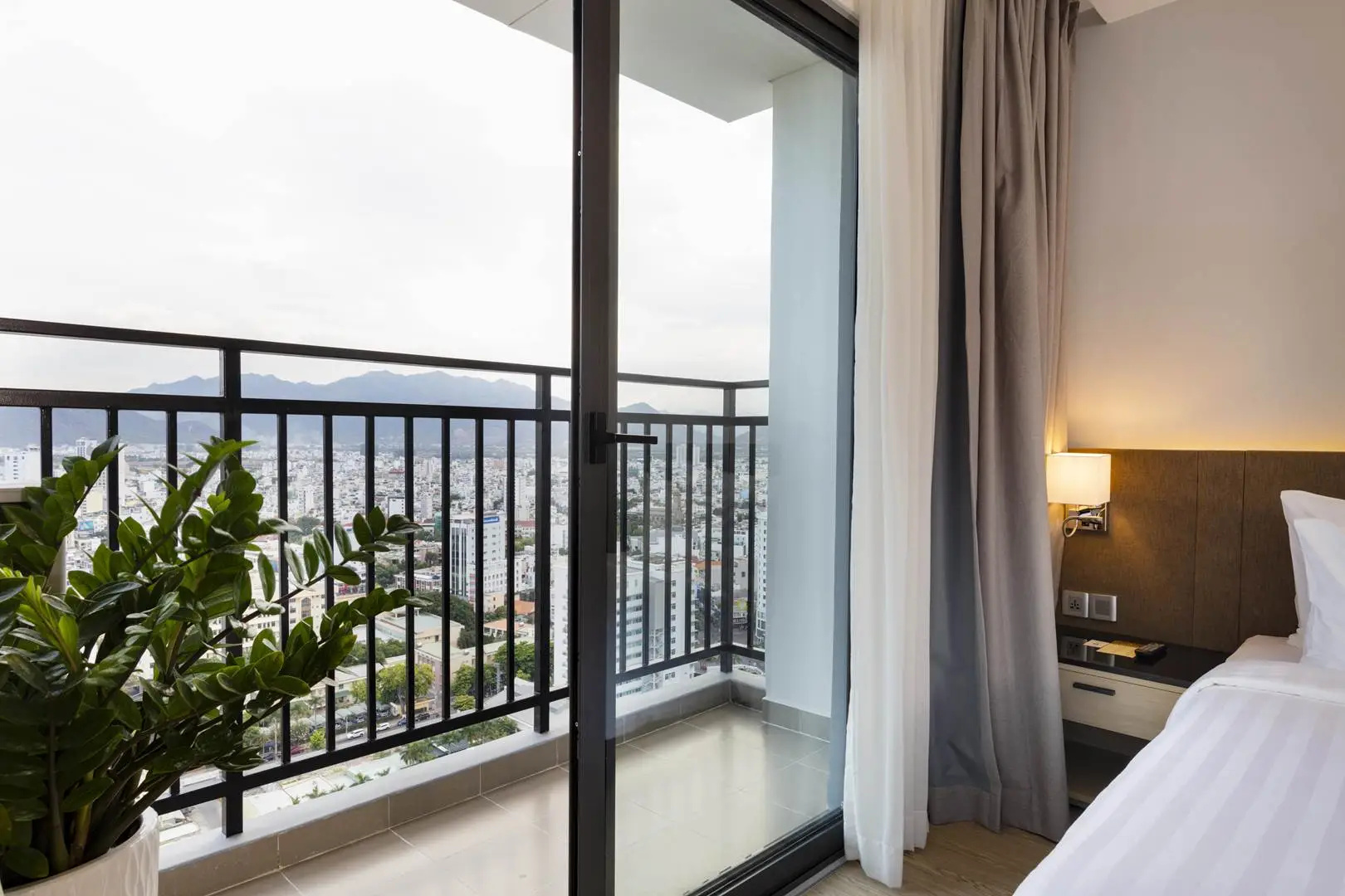 Photo - DQua Hotel