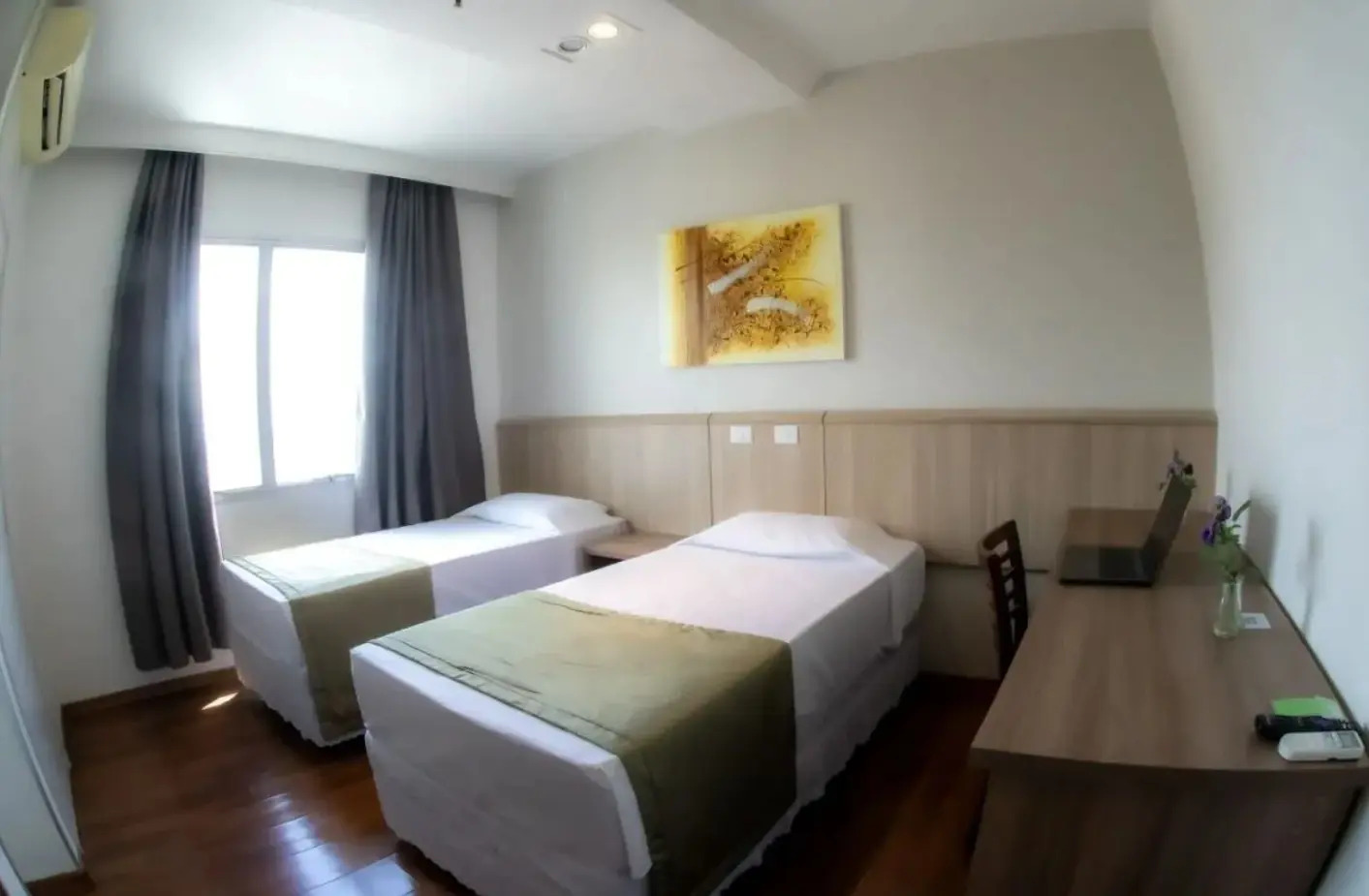 Foto - Hotel Nacional Inn Porto Alegre - by Nacional Inn - Próximo ao Complexo Hospitalar Santa Casa