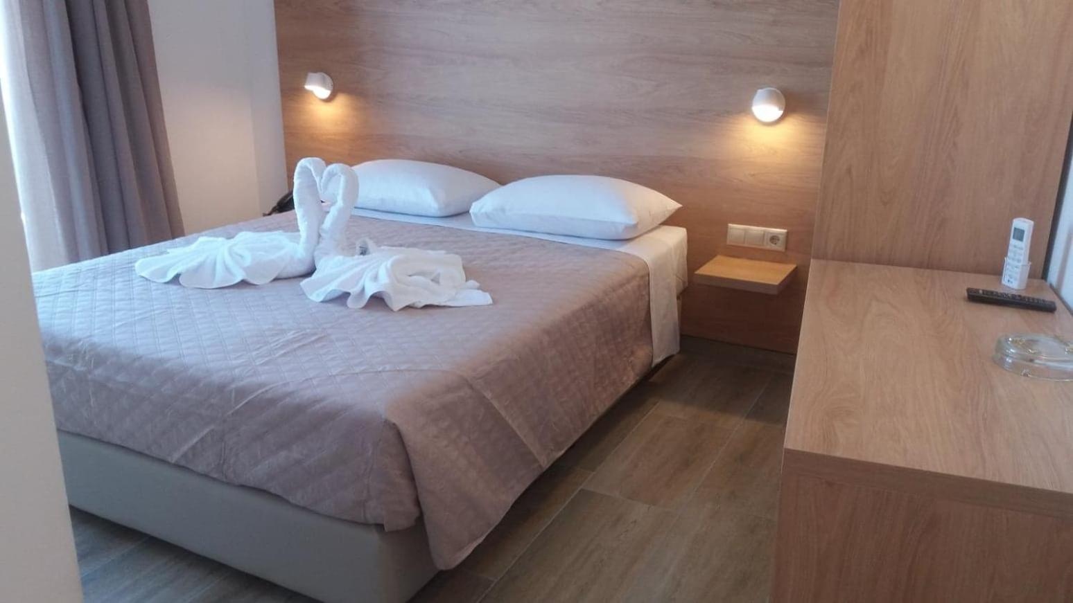 Photo - International Hotel
