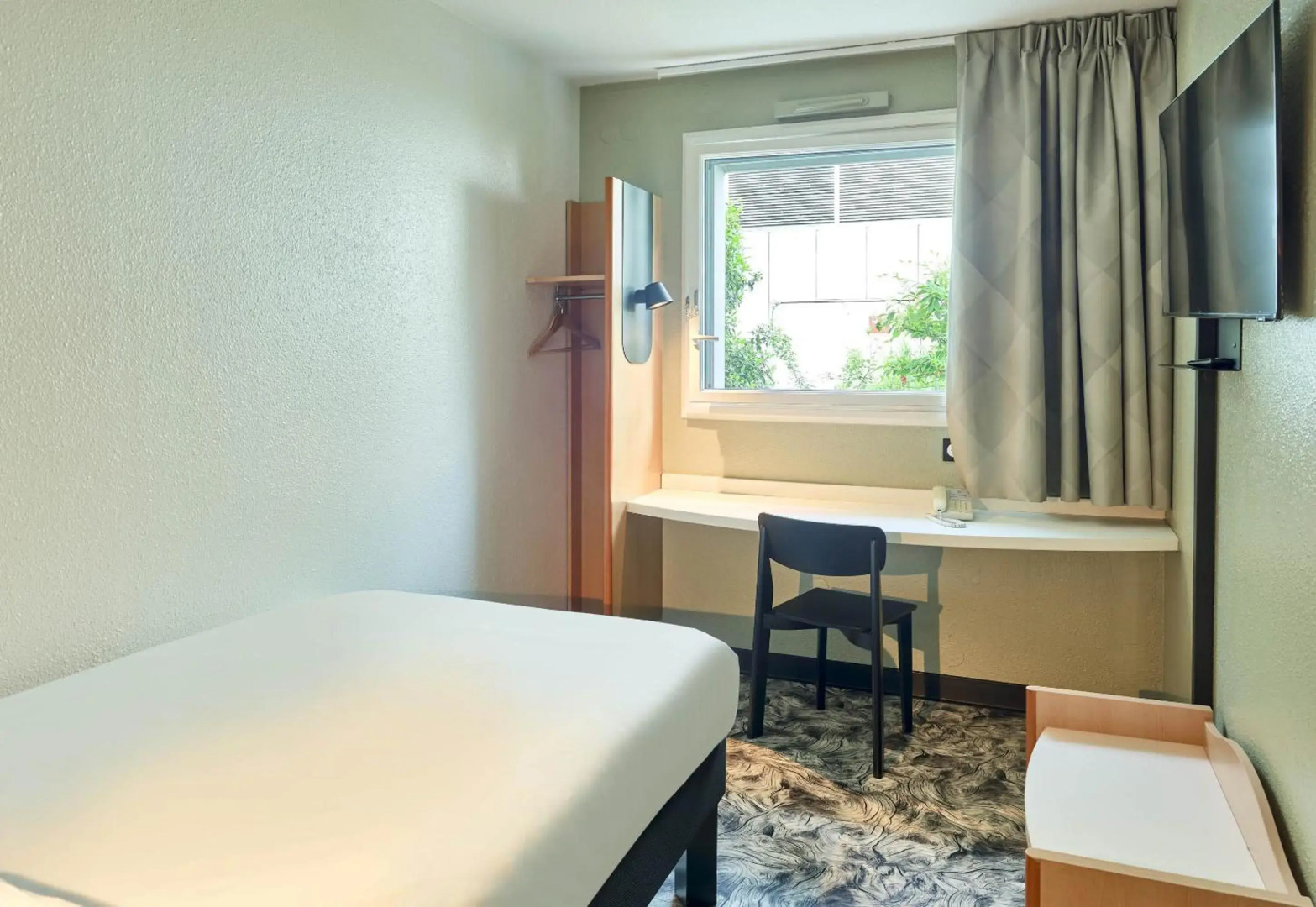 Photo - Posy Hotel by Happyculture